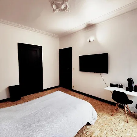 Private Industrial 2 In Center Of Homestay *